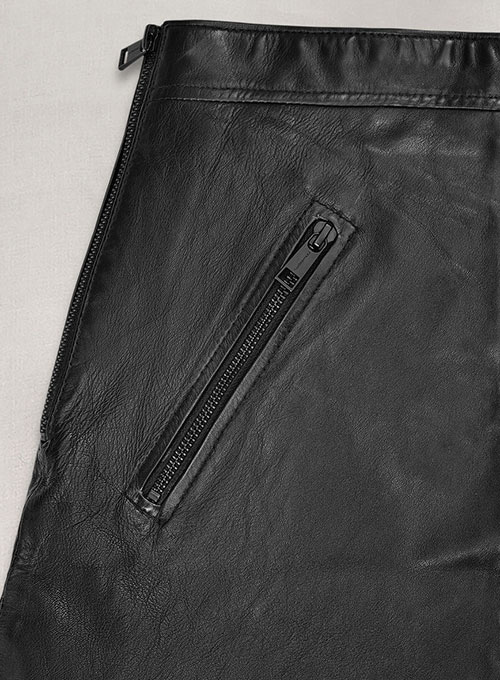 Emilia Clarke Leather Skirt - Click Image to Close
