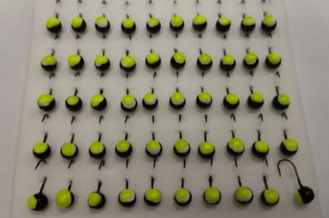 Мормышка "Шар" пятнистый флюр с люминофором 5 мм, 0,8 гр