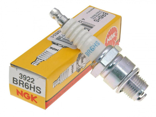 Свеча BR6HS 3922