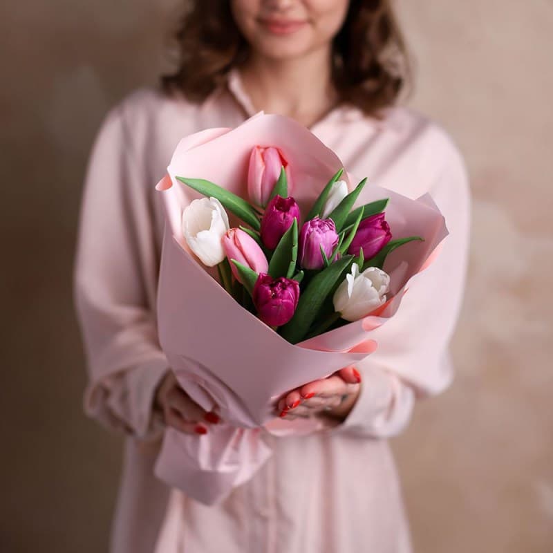 Тюльпаны недорого на 8 марта в Нижнем Новгороде