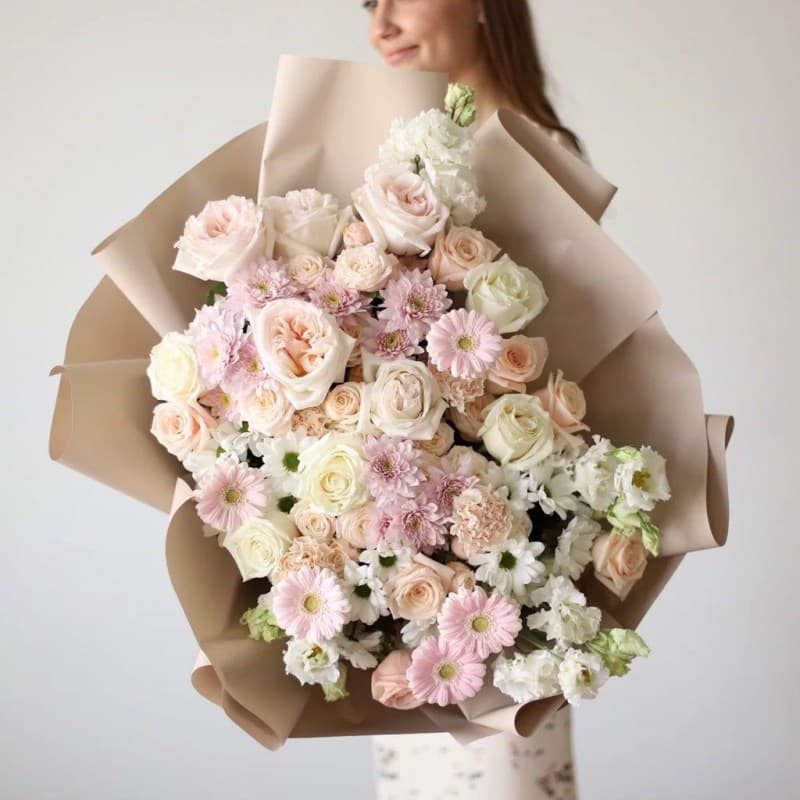 Дорогой букет цветов в Нижнем Новгороде