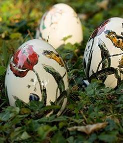 Французский фаянс Gien Пасхальные яйца OEUFS SUR SOCLE (Яйца на подставке) Prestige
