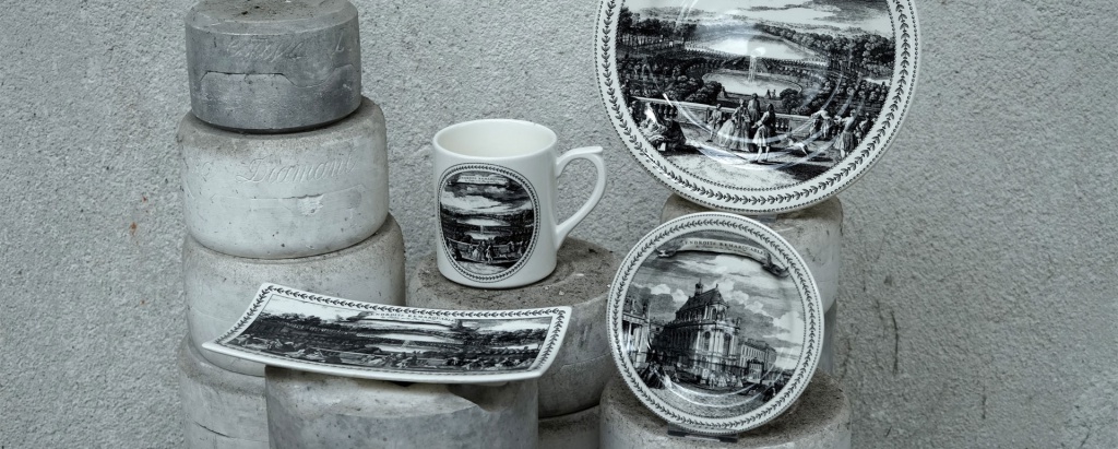 //cdn.optipic.io/site-2566/catalog/gien-versailles-versalskiy-dvorets/endroitsremarquablesbanniere.jpg