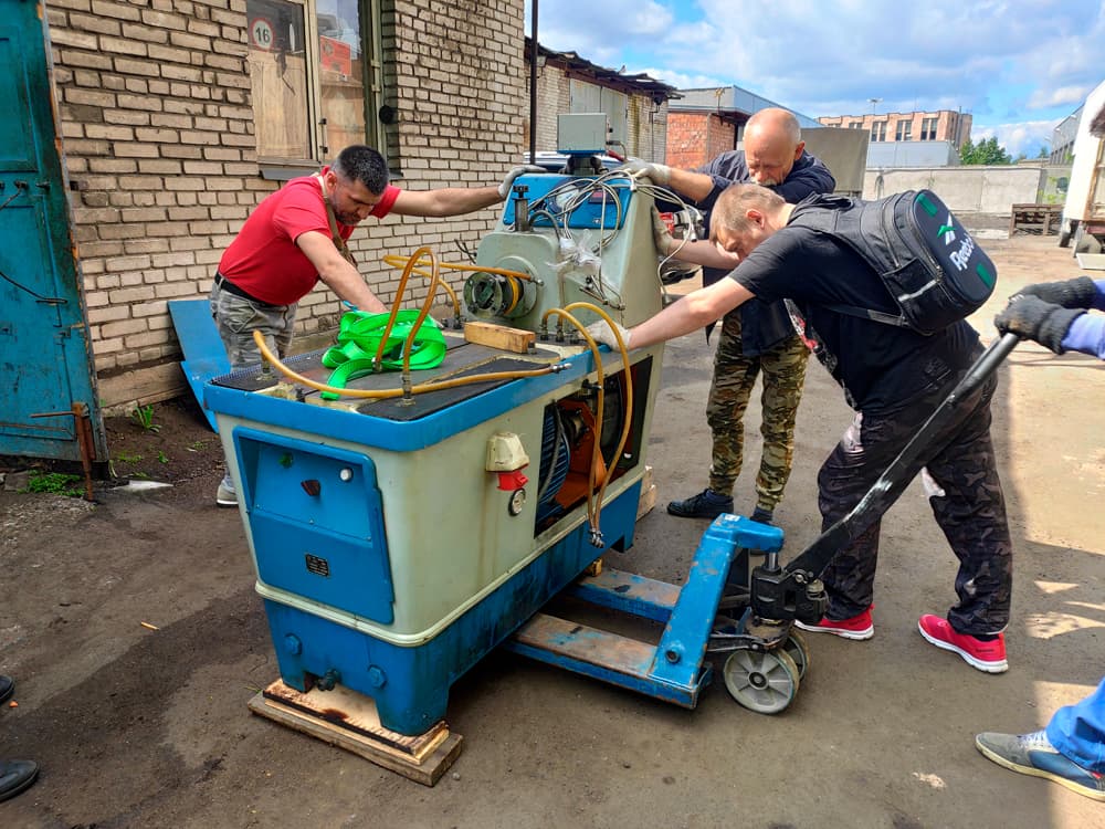 перевозка станков в СПб