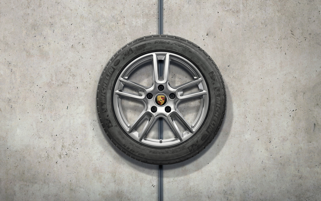 Комплект зимних колес с 19-дюймовыми дисками Panamera PORSCHE 971044600A