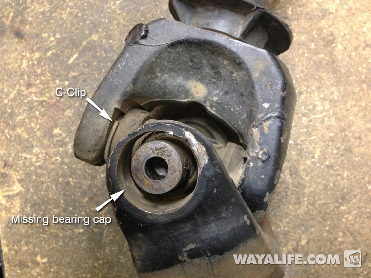 front-axle-u-joint.jpg front-axle-u-joint.jpg