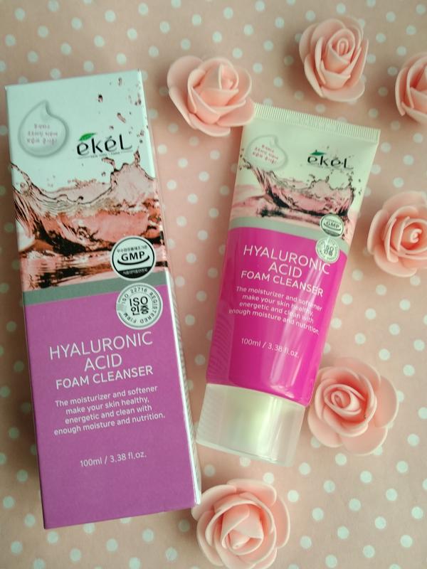 Пенка для умывания с гиалуроновой кислотой EKEL Foam Cleanser Hyaluronic Acid