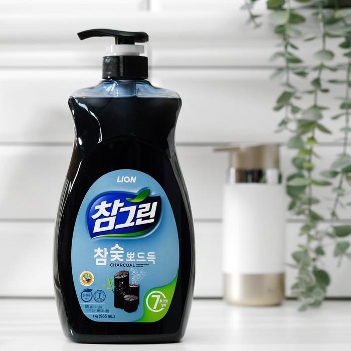 Средство для мытья посуды, овощей и фруктов древесный уголь (Древесный угол LION CHARMGREEN 1kg pump
