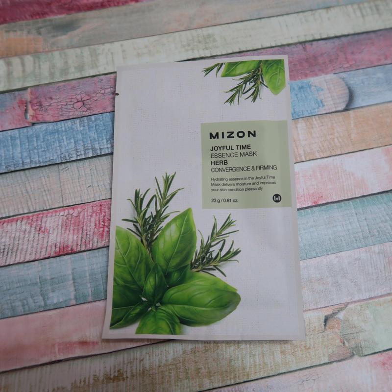 Тканевая маска для лица с комплексом травяных экстрактов MIZON Joyful Time Essence Mask Herb