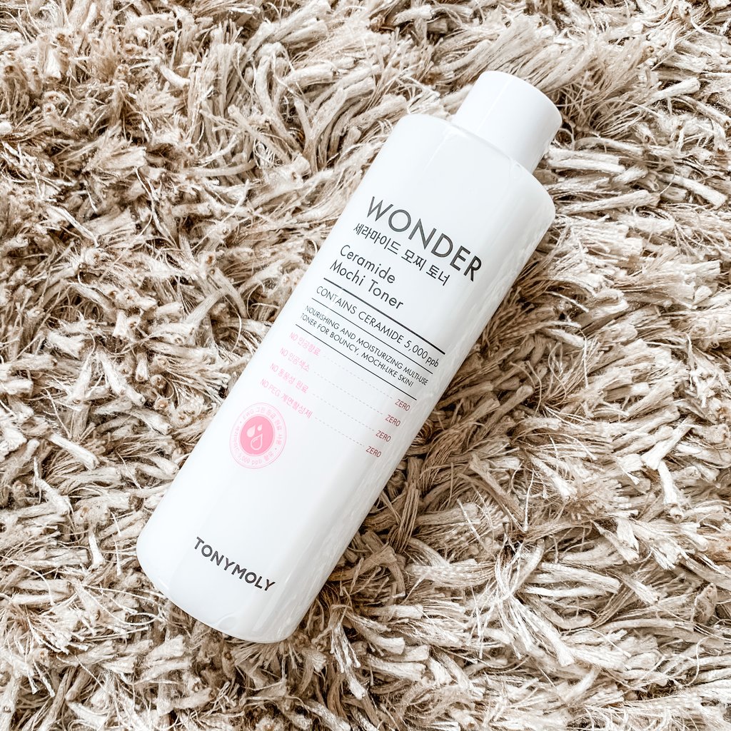 Увлажняющий тонер для лица с керамидами TONYMOLY WONDER Ceramide Mochi Toner