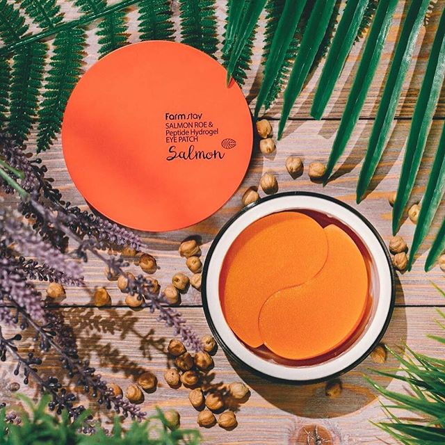 Гидрогелевые патчи с экстрактом икры лосося и пепти FarmStay Salmon Roe & Peptide Hydrogel Eye Patch