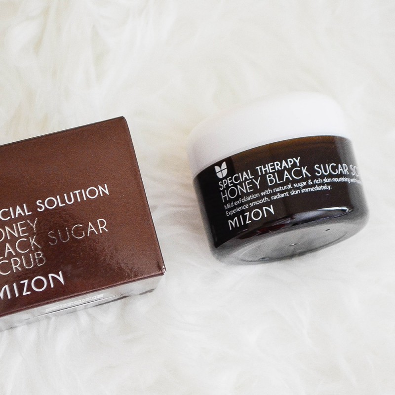 Скраб с черным сахаром 80мл MIZON Honey Black Sugar Scrub