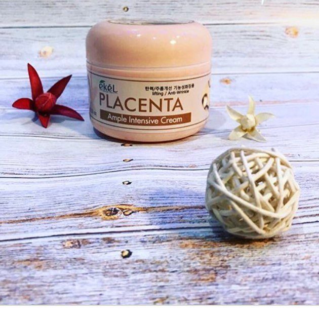 Крем для лица с экстрактом плаценты EKEL Ample Intensive Cream Placenta