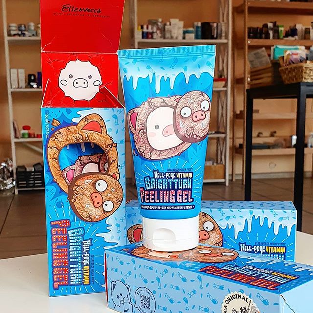 Витаминный гель для тусклой кожи Elizavecca Milky Piggy Hell Pore Vitamin Brightturn Peeling Gel