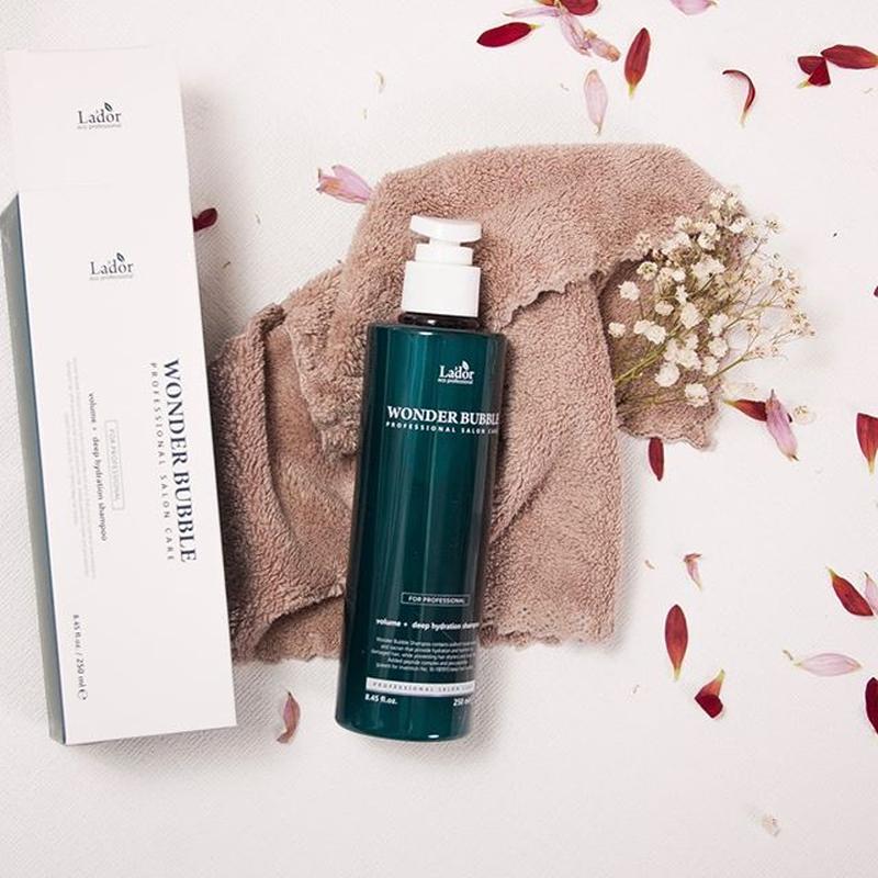 Увлажняющий шампунь для волос La'dor Wonder Bubble Shampoo