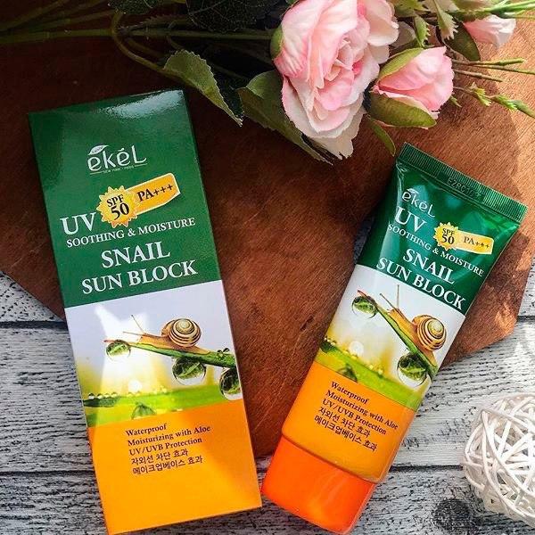 Солнцезащитный крем с муцином улитки EKEL UV SOOTHING & MOISTURE SNAIL SUN BLOCK SPF 50 PA+++