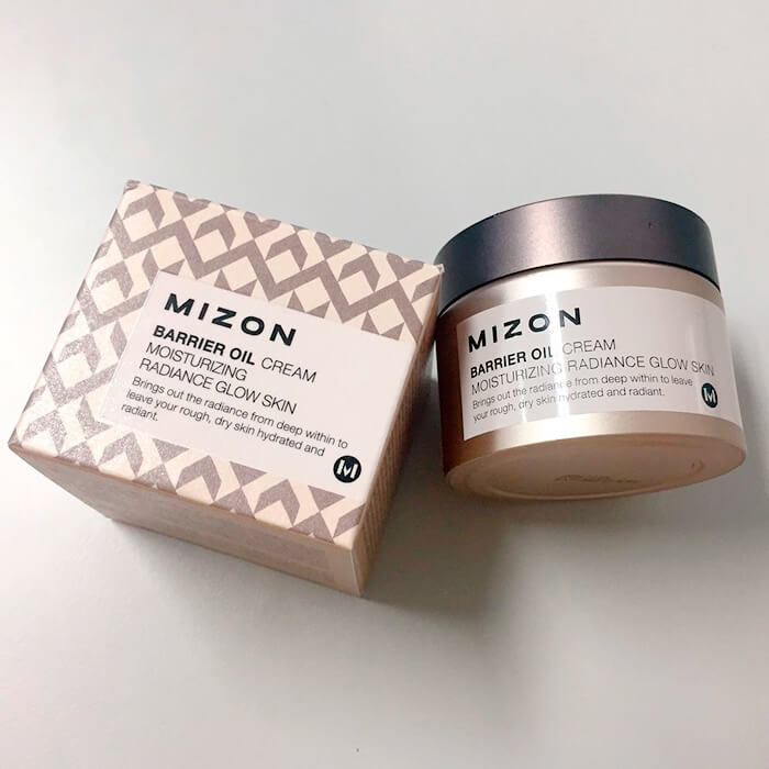 Увлажняющий крем для лица на основе масла оливы MIZON Barrier Oil Cream