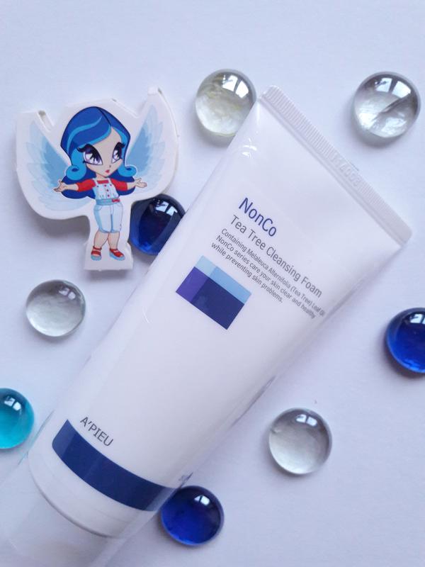 Пенка для умывания c экстрактом чайного дерева A'PIEU Nonco Tea Tree Cleansing Foam