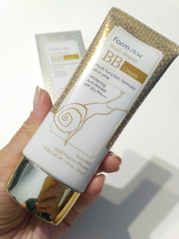 Восстанавливающий ВВ-крем с улиточным муцином FarmStay Snail Repair BB Cream SPF50+/PA+++