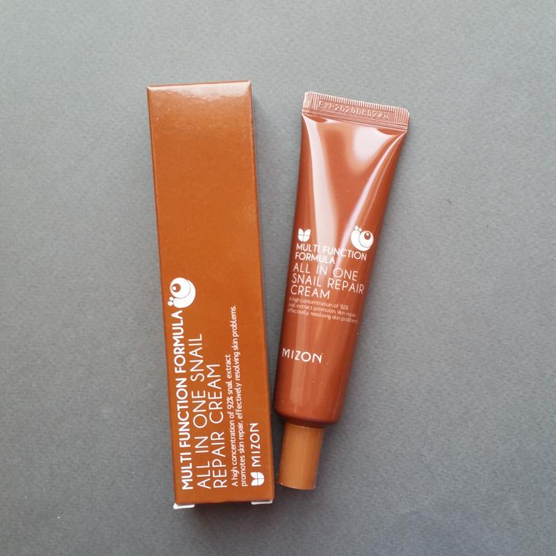 Крем для лица с муцином улитки MIZON All In One Snail Repair Сream
