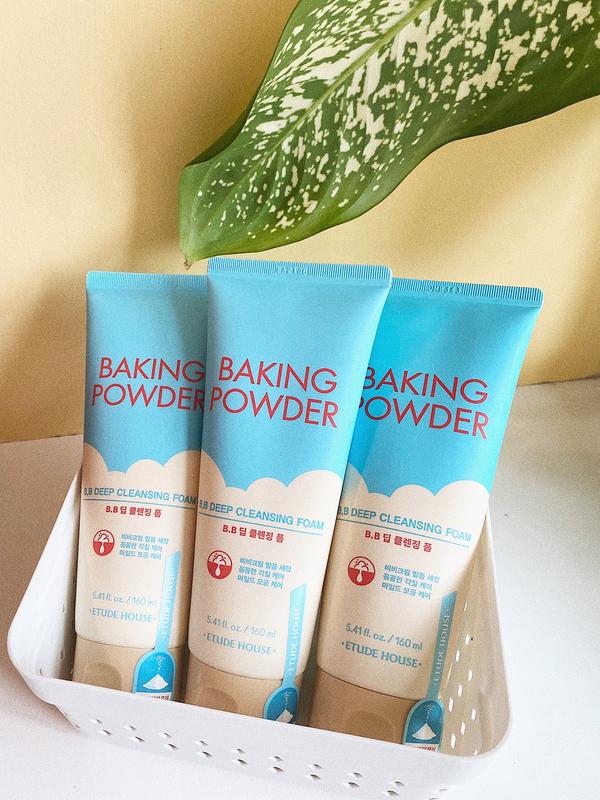 Пенка для умывания и глубокой очистки ETUDE HOUSE Baking Powder BB Deep Foam [POUCH]