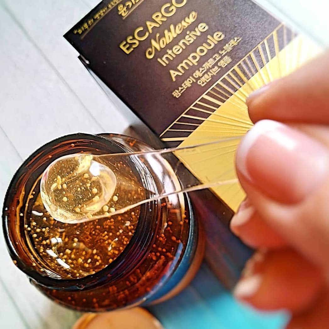 Сыворотка с муцином королевской улитки FarmStay Escargot Noblesse Intensive Ampoule