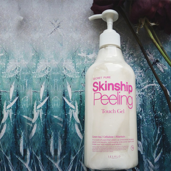 Увлажняющая скатка для лица и тела Elizavecca Secret Pure Skinship Peeling Touch Gel