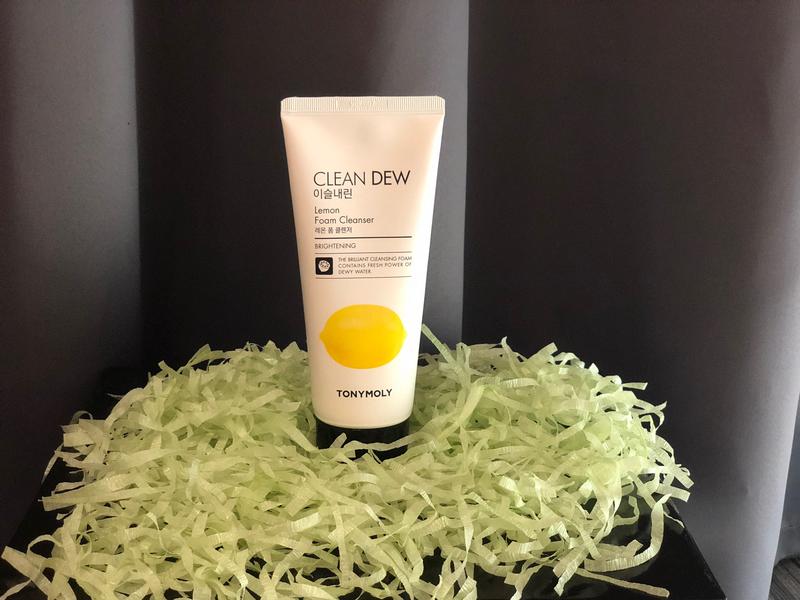 Средство для мытья посуды forest clean сочный лимон 5л. Очиститель унитаза лимон 750мл. Лимон и лимонный сок. Tony moly clean dew lemon foam. Clean lemon.