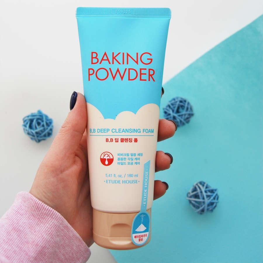 Пенка для умывания и глубокого очищени ETUDE HOUSE Baking Powder BB Deep Cleansing Foam