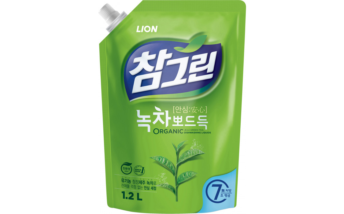 Средство для мытья посуды, овощей и фруктов (зеленый чай) LION CHARMGREEN 1.2kg spout refill