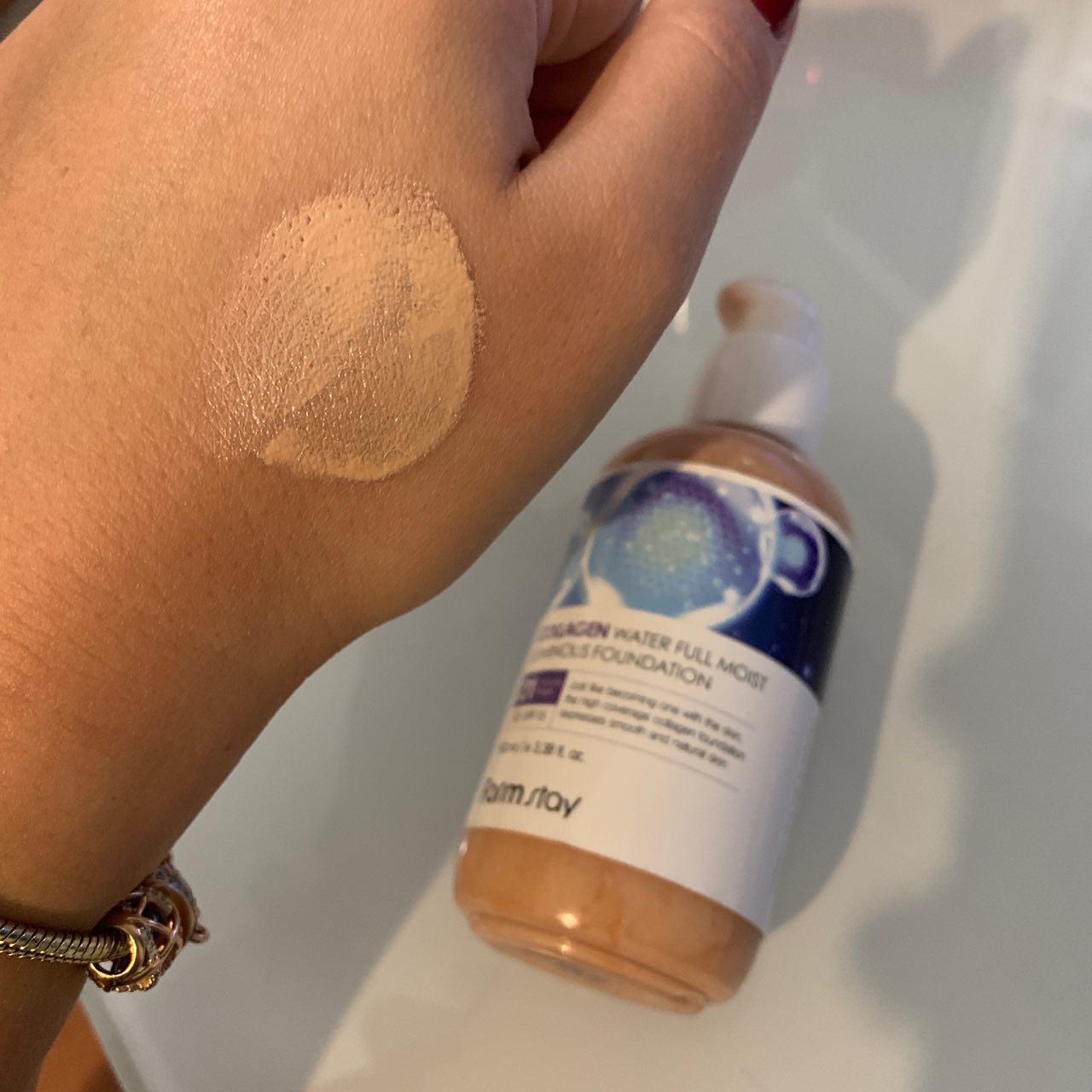 Коллагеновый тональный крем с эффектом сияния SPF 15, оттенок #13 FarmStay Collagen Water Full Moist Luminous Foundation #13, SPF 15