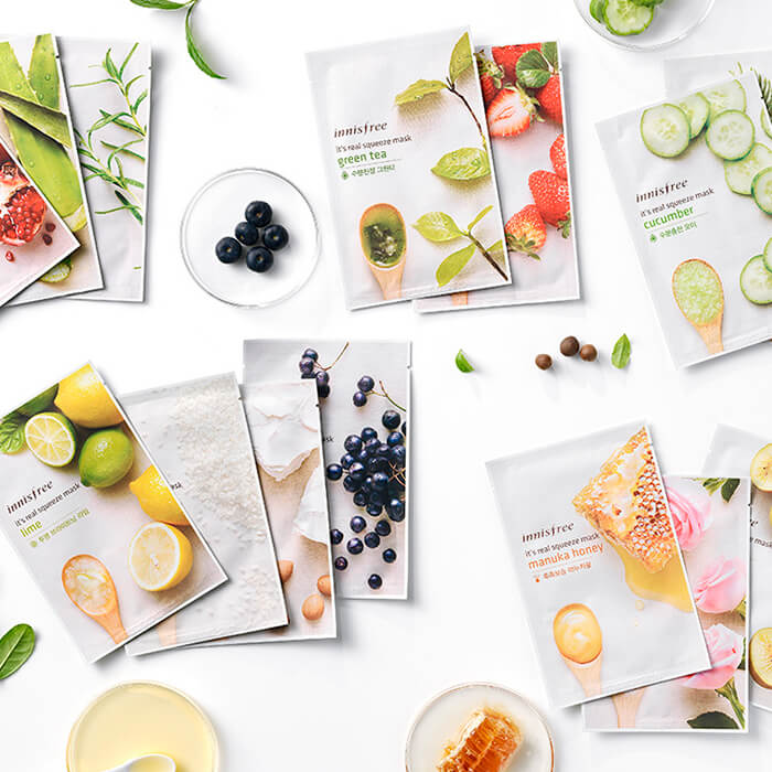 Тканевая маска для лица с соком ягод асаи Innisfree My Real Squeeze Mask Acai Berry