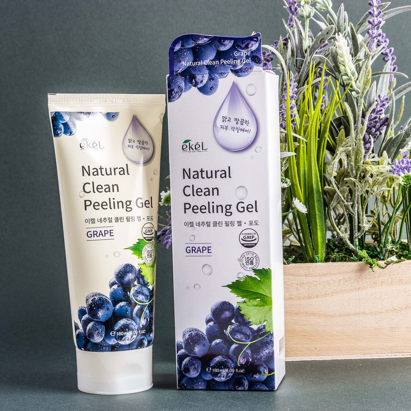 EKEL Natural Clean Peeling Gel Grape Пилинг-скатка с экстрактом винограда