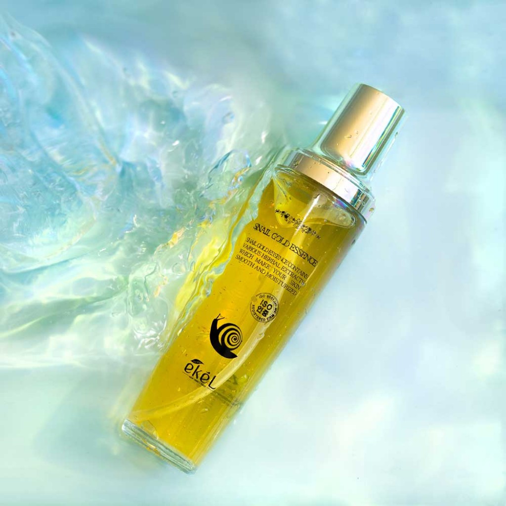 Эссенция для лица с золотом и муцином улитки EKEL Snail Gold Essence