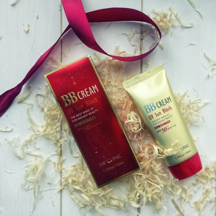 Солнцезащитный ВВ крем 3W CLINIC UV Sun Block BB Cream SPF50+/PA+++