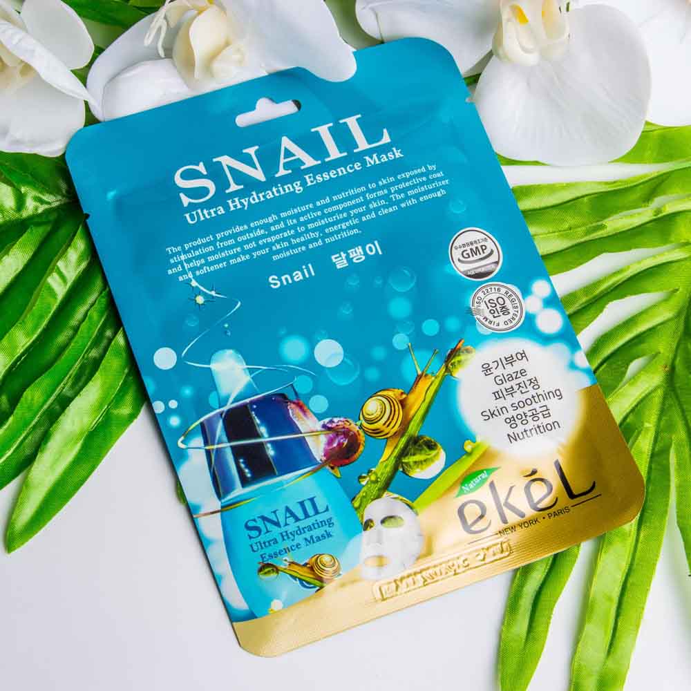 Тканевая маска для лица с муцином улитки EKEL Snail Ultra Hydrating Essence  Mask