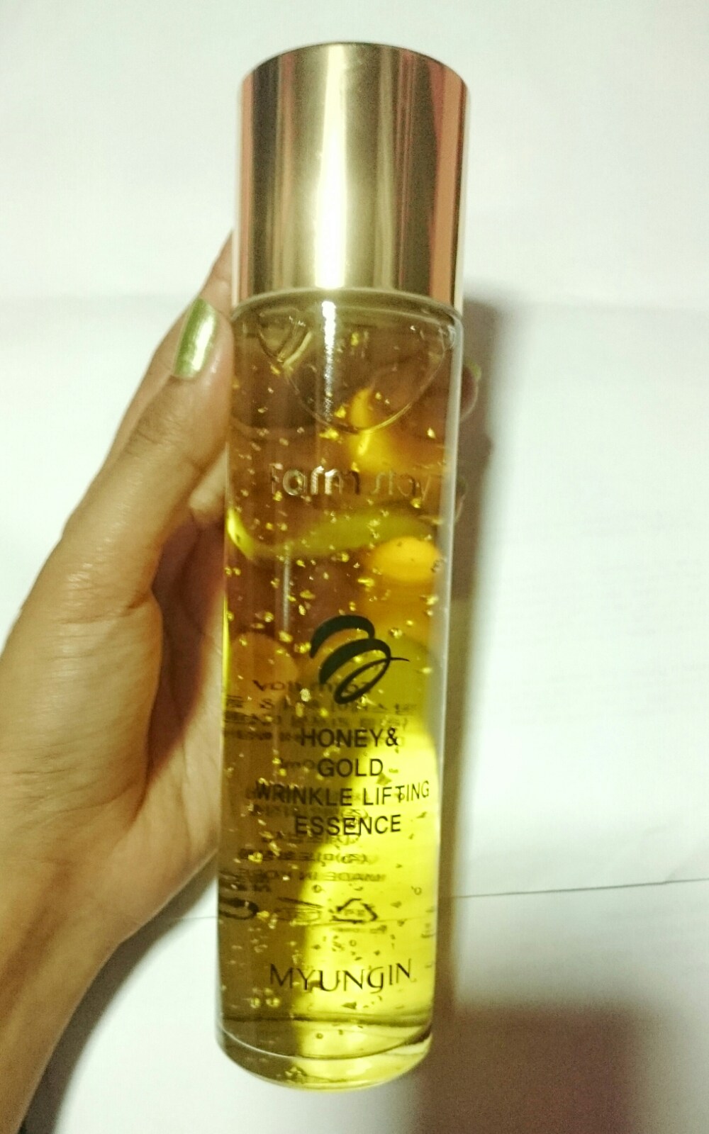 Сыворотка с лифтинг-эффектом с экстрактом мёда и золот FarmStay Honey & Gold Wrinkle Lifting Essence