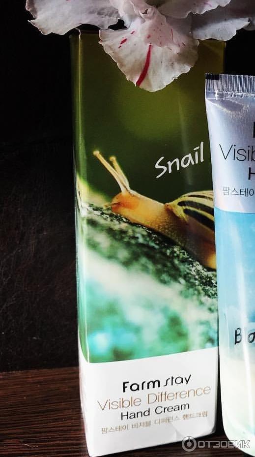 Восстанавливающий крем для рук с улиточным муцином FarmStay Visible Difference Hand Cream Snail