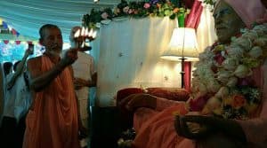 “Он здесь!” - о фестивале в Нью Врадже и мурти Гурудева