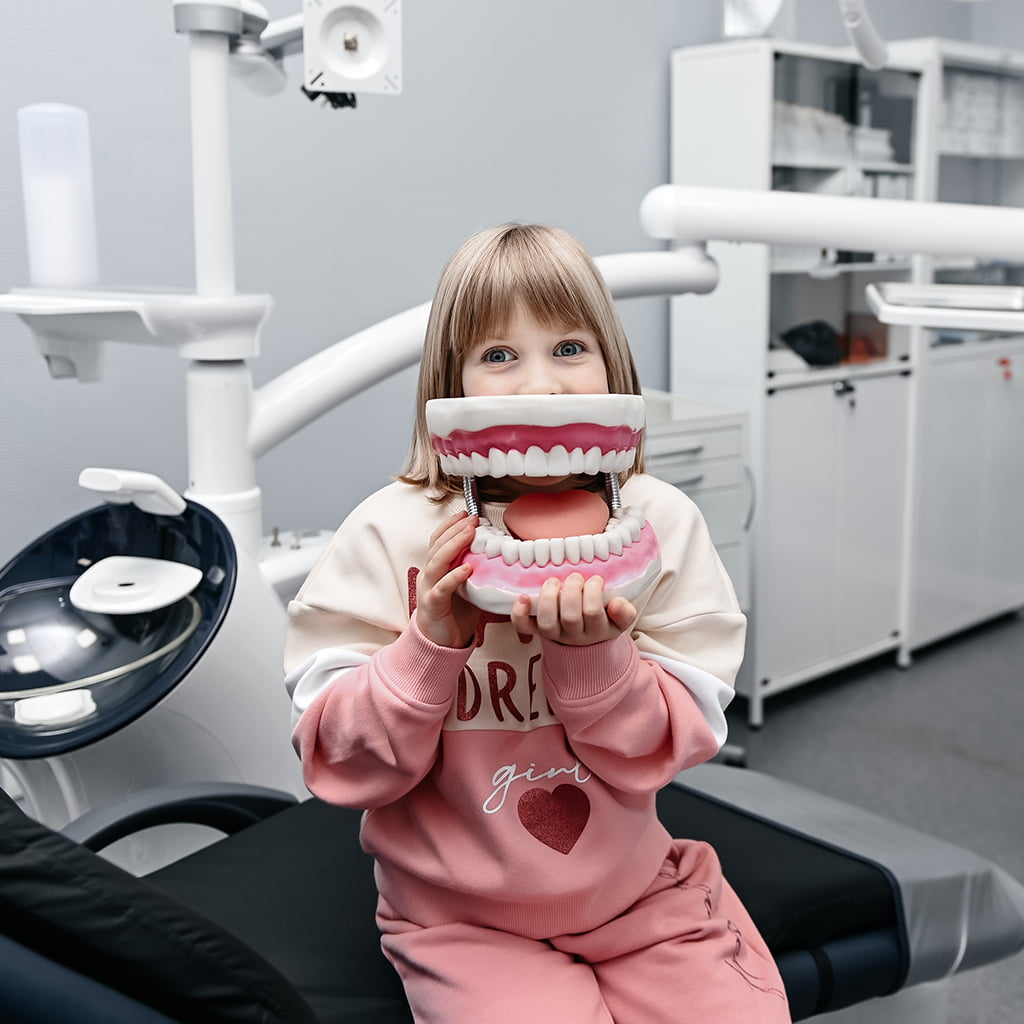 Исправление зубов и прикуса у детей больше не мучение, а незаметное, эффективное и быстрое лечение