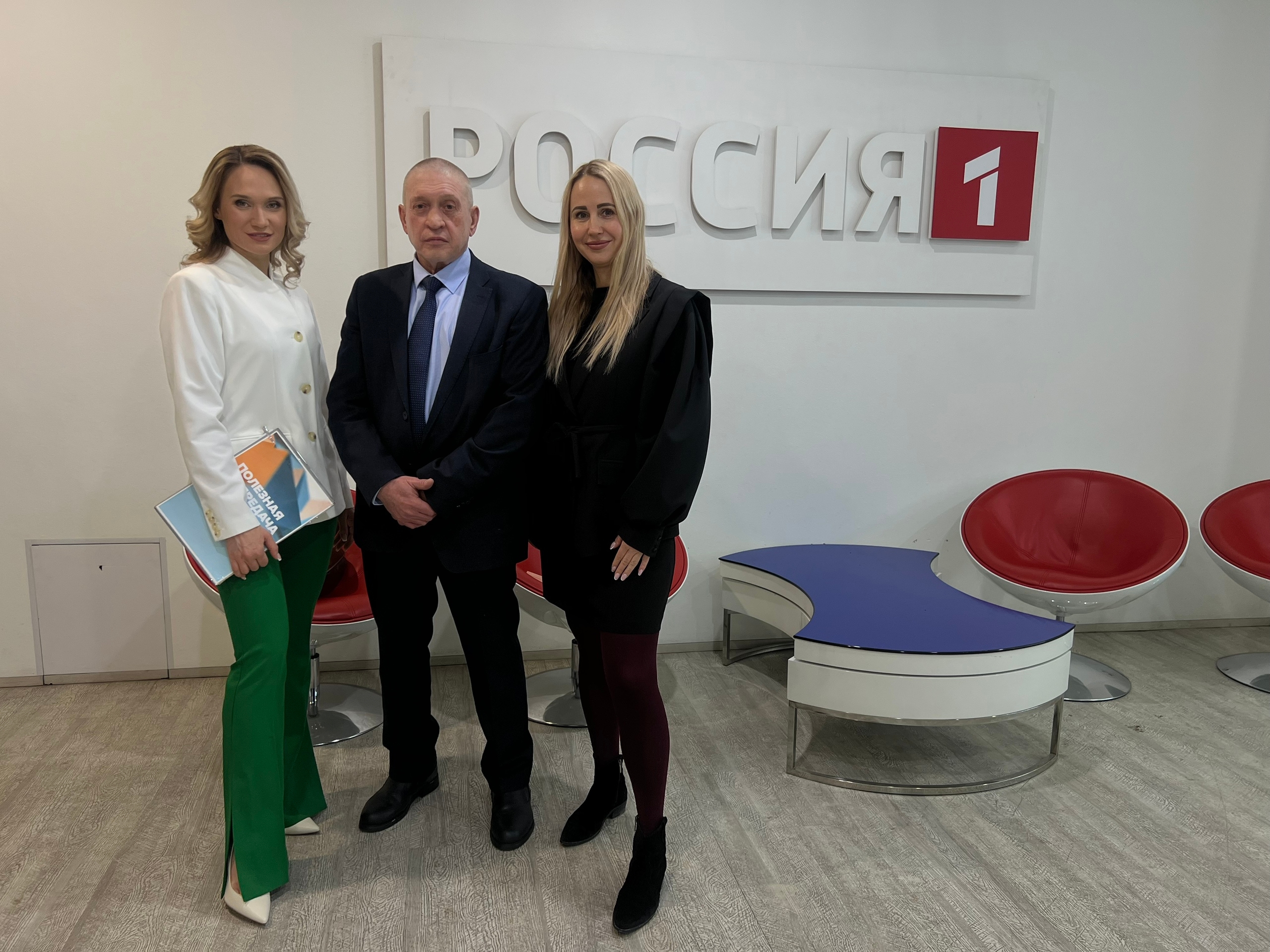 Здоровье ног: как распознать варикоз и когда нужна операция — в эфире «Полезной передачи» на Россия 1