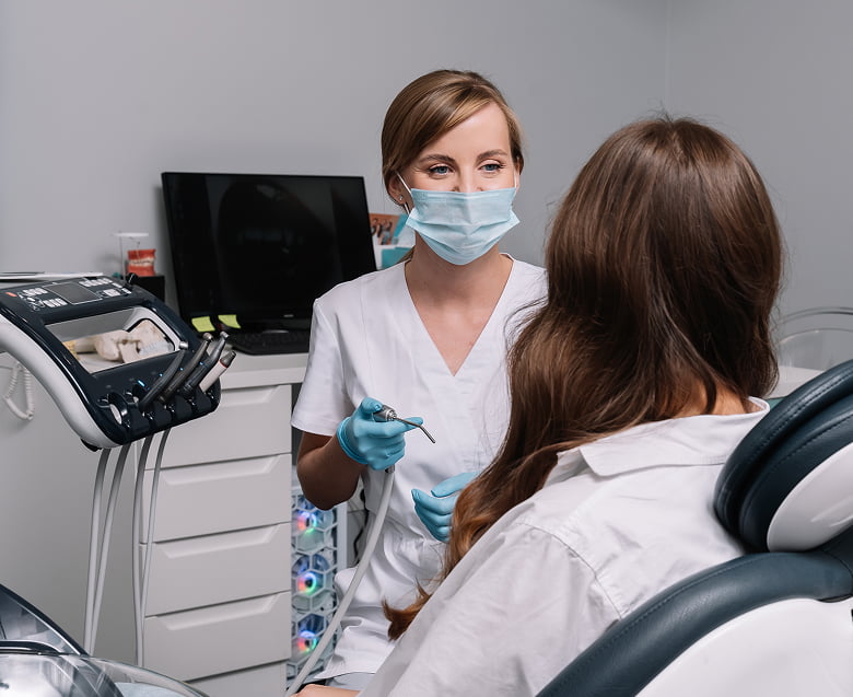 Удаление зуба мудрости