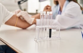 Комфортные условия и бережный забор материала